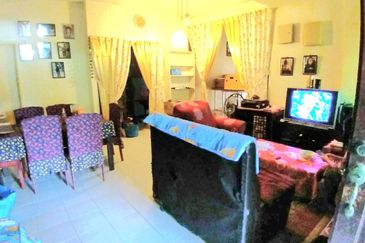 2 Storey Semi D Cluster Az Zahrah Puncak Alam