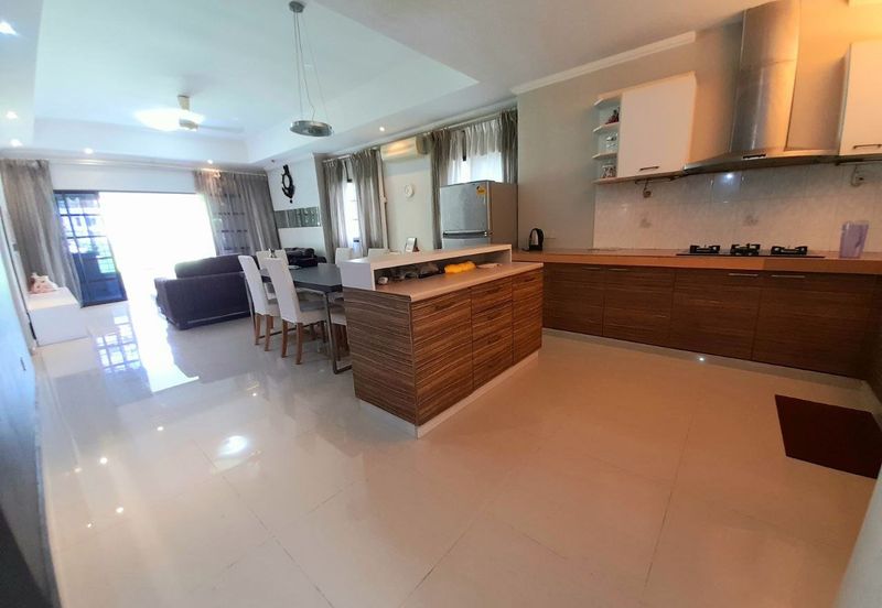 Country Villas @ County Heights