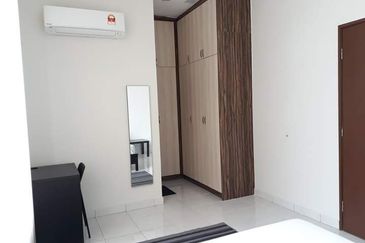 MAPLE 1 HILLPARK SAUJANA UTAMA DOUBLE STOREY