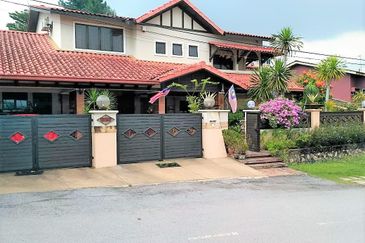 BUNGALOW DOUBLE STOREY TAMAN SETIA GOMBAK K L