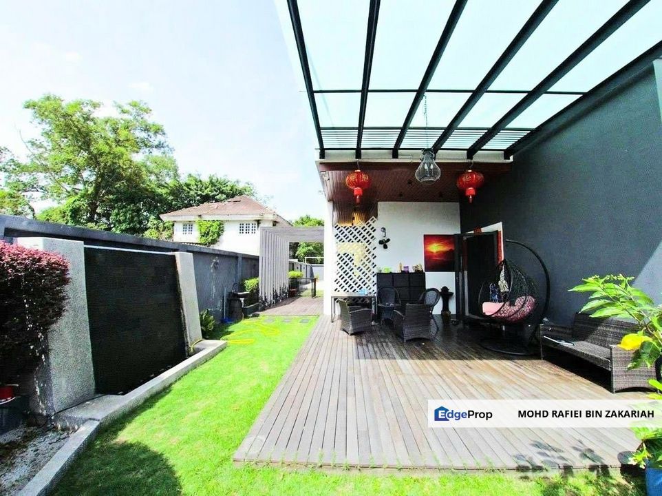 [FULLY RENOVATED] BIG BUNGALOW TAMAN SRI HIJAU RAW, Selangor, Rawang