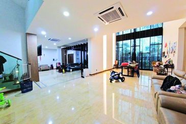 Taman Sri Hijau ( New Green Park )