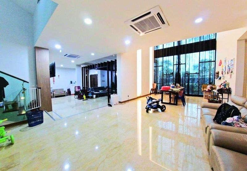 Taman Sri Hijau ( New Green Park )