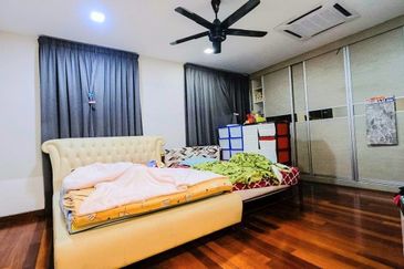 Taman Sri Hijau ( New Green Park )