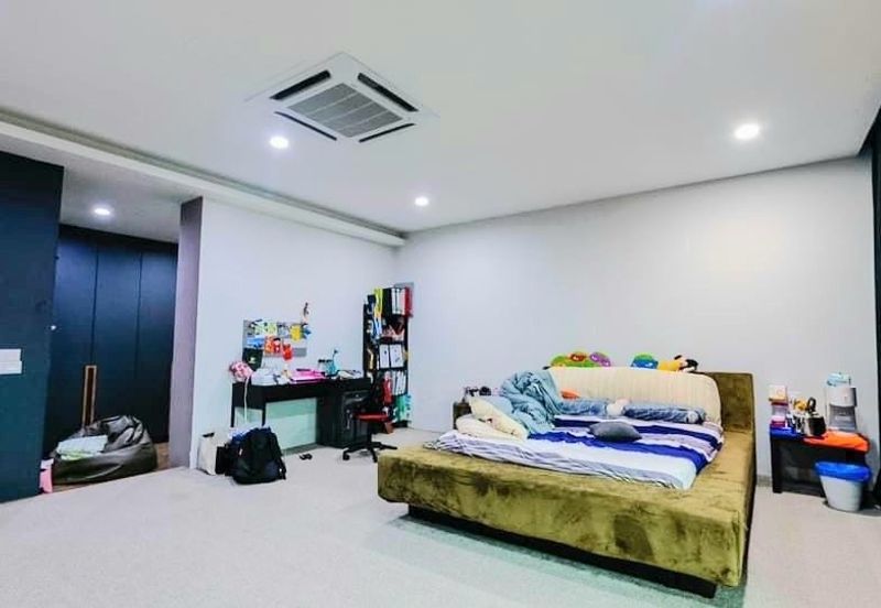 Taman Sri Hijau ( New Green Park )