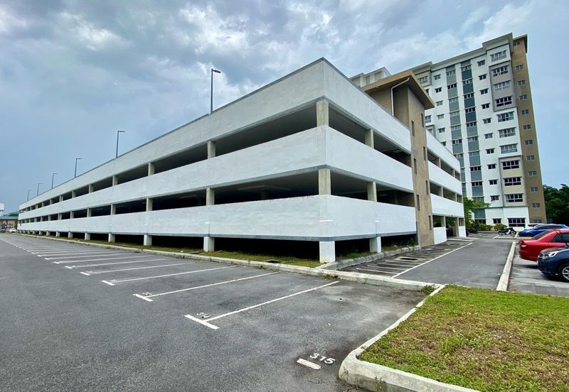 (RENOVATED) Apartment Seri Warisan, Kota Warisan Dengkil for sale 250k only