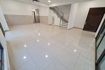 Lake Point Residence