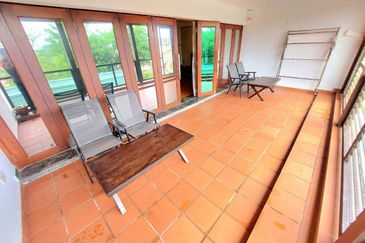 Hijau Apartment (Ukay Heights)