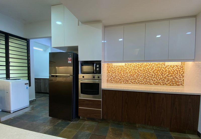 Hijau Apartment (Ukay Heights)