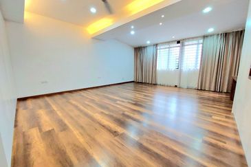 Hijau Apartment (Ukay Heights)