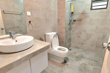 Hijau Apartment (Ukay Heights)