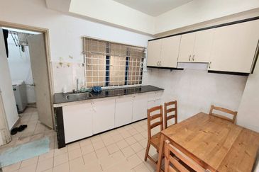 Casa Venicia Condominium