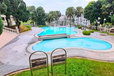 Casa Venicia Condominium