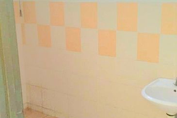 TAMAN KAMUNTING AMAN