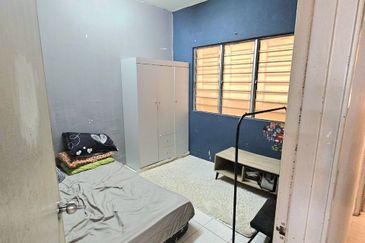 Residensi Bistaria, Ukay Bistari