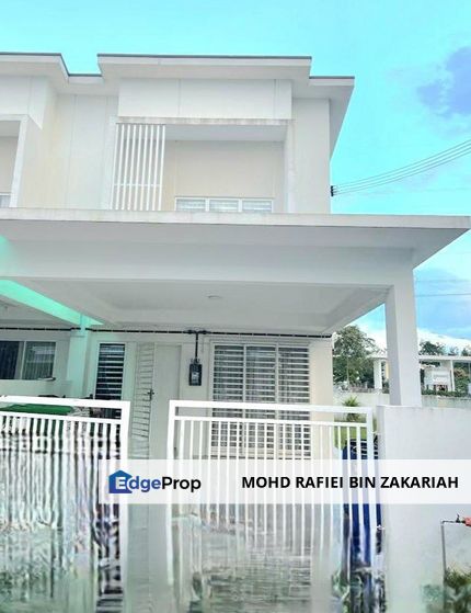 Bandar Sri Sendayan,  2 Storey Terrace House, Suriaman 2A Negeri Sembilan [End Lot with Extra Land], Negeri Sembilan, Seremban