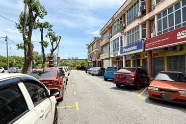 Persiaran Raja Muda Musa, Pelabuhan Klang
