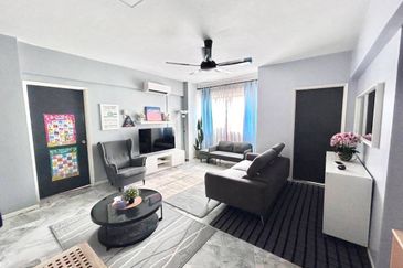 Tasik Heights Apartment