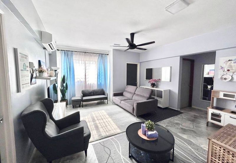 Tasik Heights Apartment