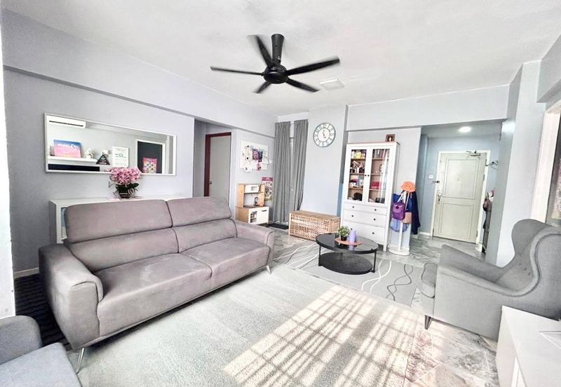 Tasik Heights Apartment