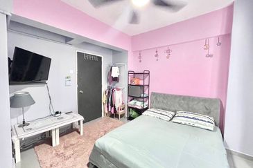 Tasik Heights Apartment