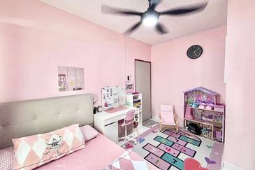 Tasik Heights Apartment