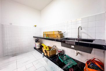 Cempaka Apartment (Taman Bunga Raya)