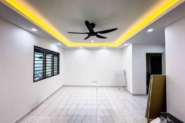 Cempaka Apartment (Taman Bunga Raya)