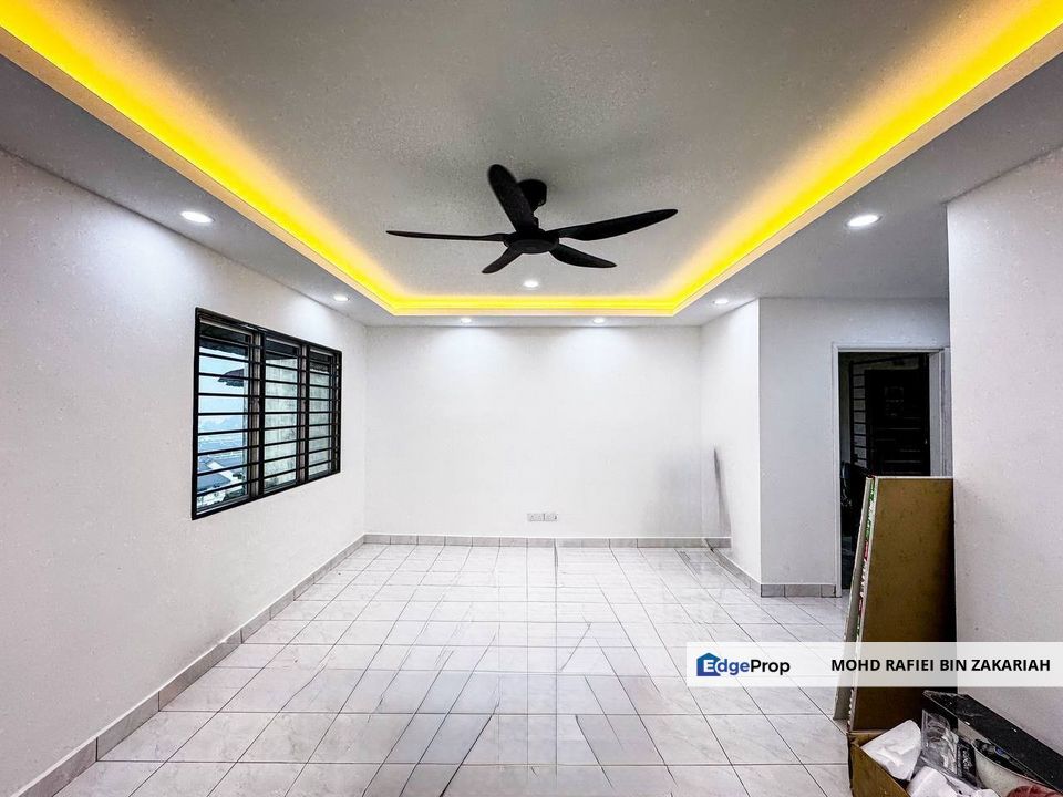 Apartment Cempaka Taman Bunga Raya Bukit Beruntung Rawang, Selangor, Rawang