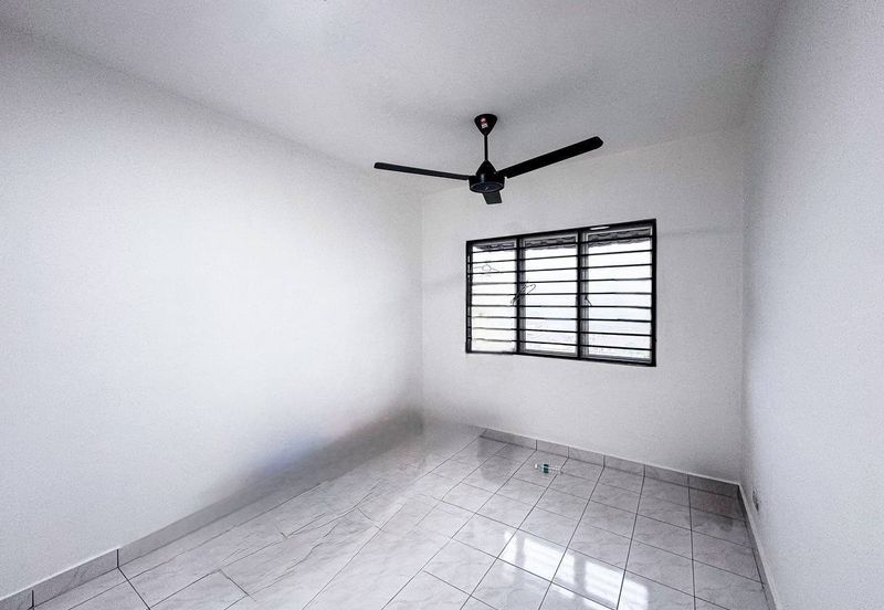 Cempaka Apartment (Taman Bunga Raya)