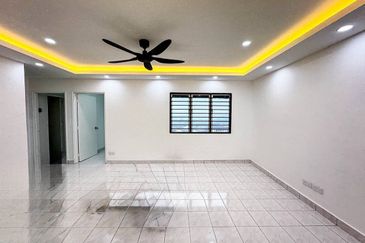 Cempaka Apartment (Taman Bunga Raya)