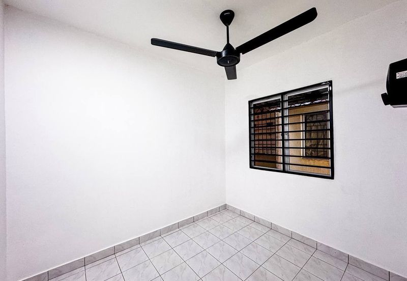 Cempaka Apartment (Taman Bunga Raya)