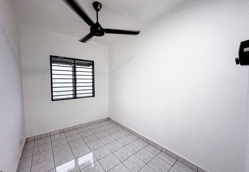 Cempaka Apartment (Taman Bunga Raya)