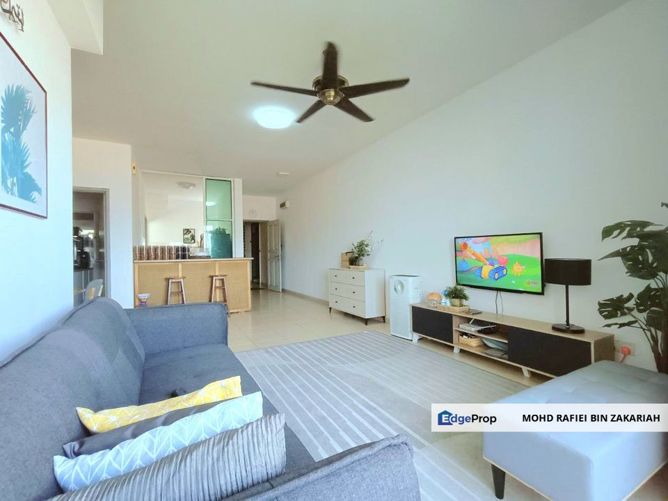 Semarak Condominium Corner Lot, Taman Raintree, Batu Caves Selangor, Selangor, Batu Caves 