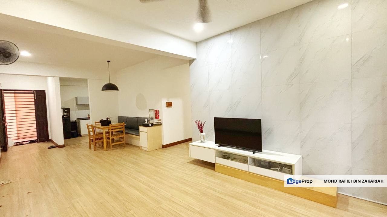 Sri Bayu Apartment Partially Furnished, Puchong Selangor, Selangor, Puchong