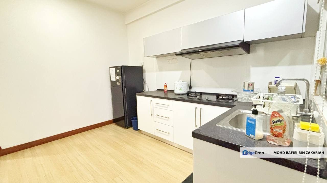 Sri Bayu Apartment Partially Furnished, Puchong Selangor, Selangor, Puchong