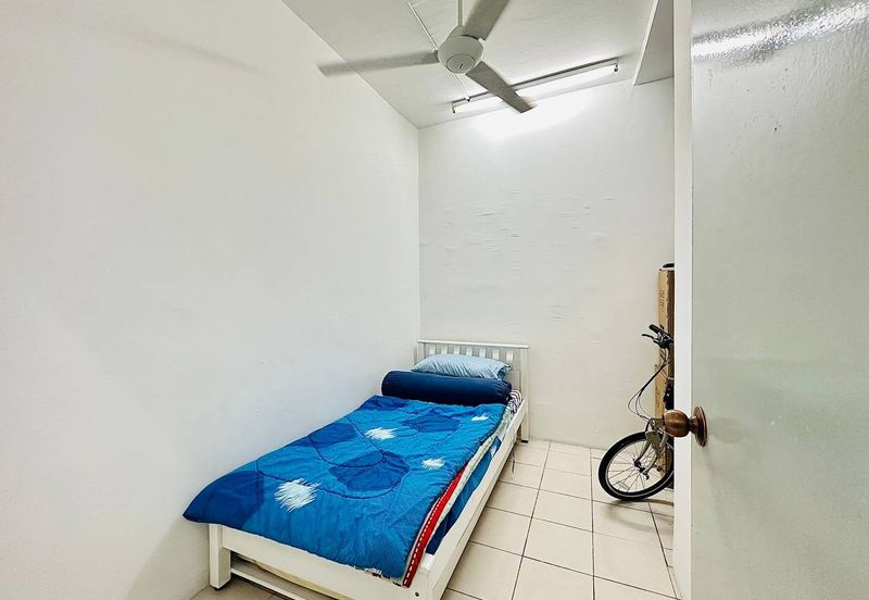 Residensi Bistaria, Ukay Bistari