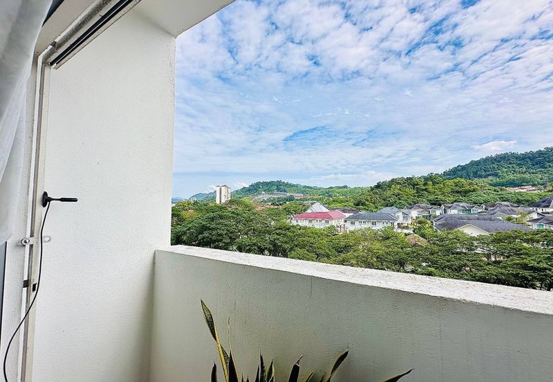 Residensi Bistaria, Ukay Bistari