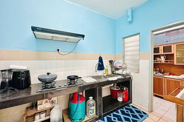 Residensi Bistaria, Ukay Bistari