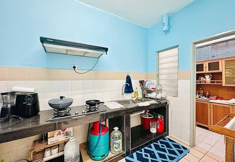 Residensi Bistaria, Ukay Bistari