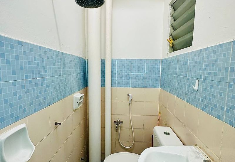 Residensi Bistaria, Ukay Bistari