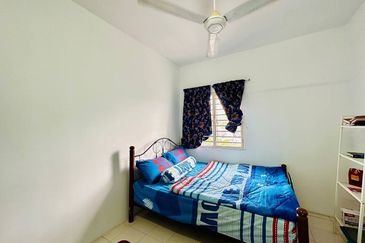 Residensi Bistaria, Ukay Bistari