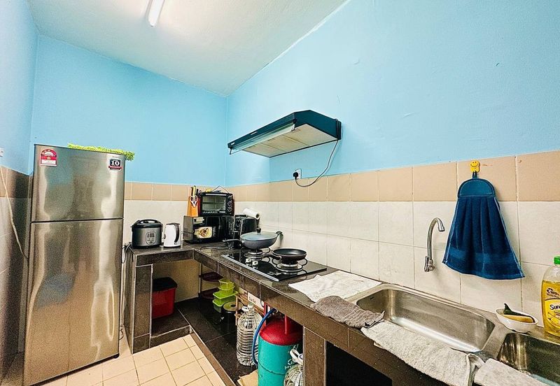 Residensi Bistaria, Ukay Bistari