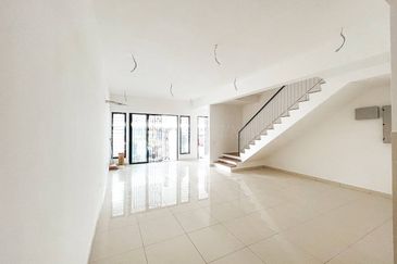 Elmina Green Three @ City of Elmina