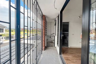 Elmina Green Three @ City of Elmina