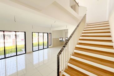 Elmina Green Three @ City of Elmina