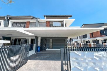 Elmina Green Three @ City of Elmina