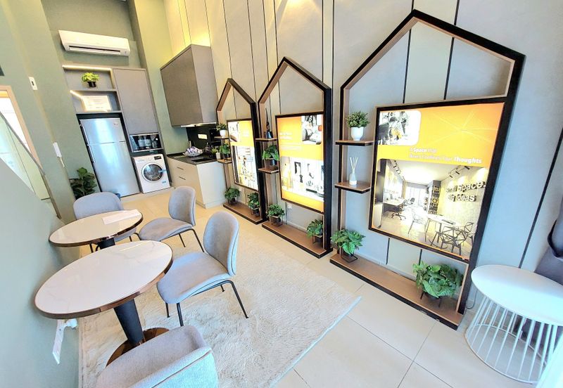 The Luxe by Infinitum