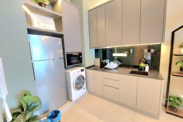 The Luxe by Infinitum