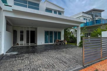 Semi-Detached House Cyberjaya Perdana Lakeview East 